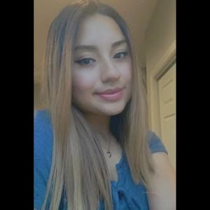 Meet your Posher, Mayra